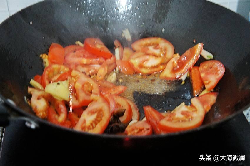 牛腩炖柿子怎么做最好吃，牛肉柿子汤怎么做好吃又入味？-6