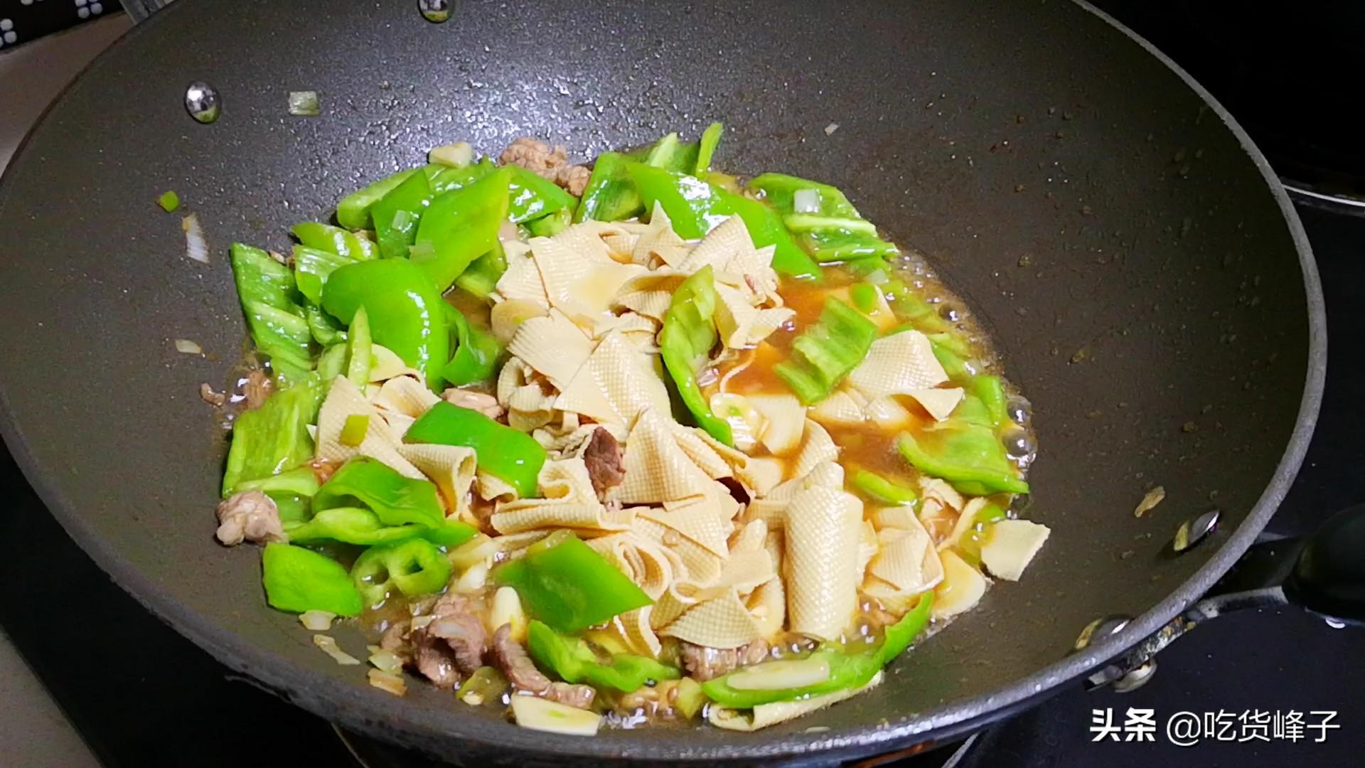 尖椒干豆腐的家常做法（尖椒干豆腐怎么炒）-9