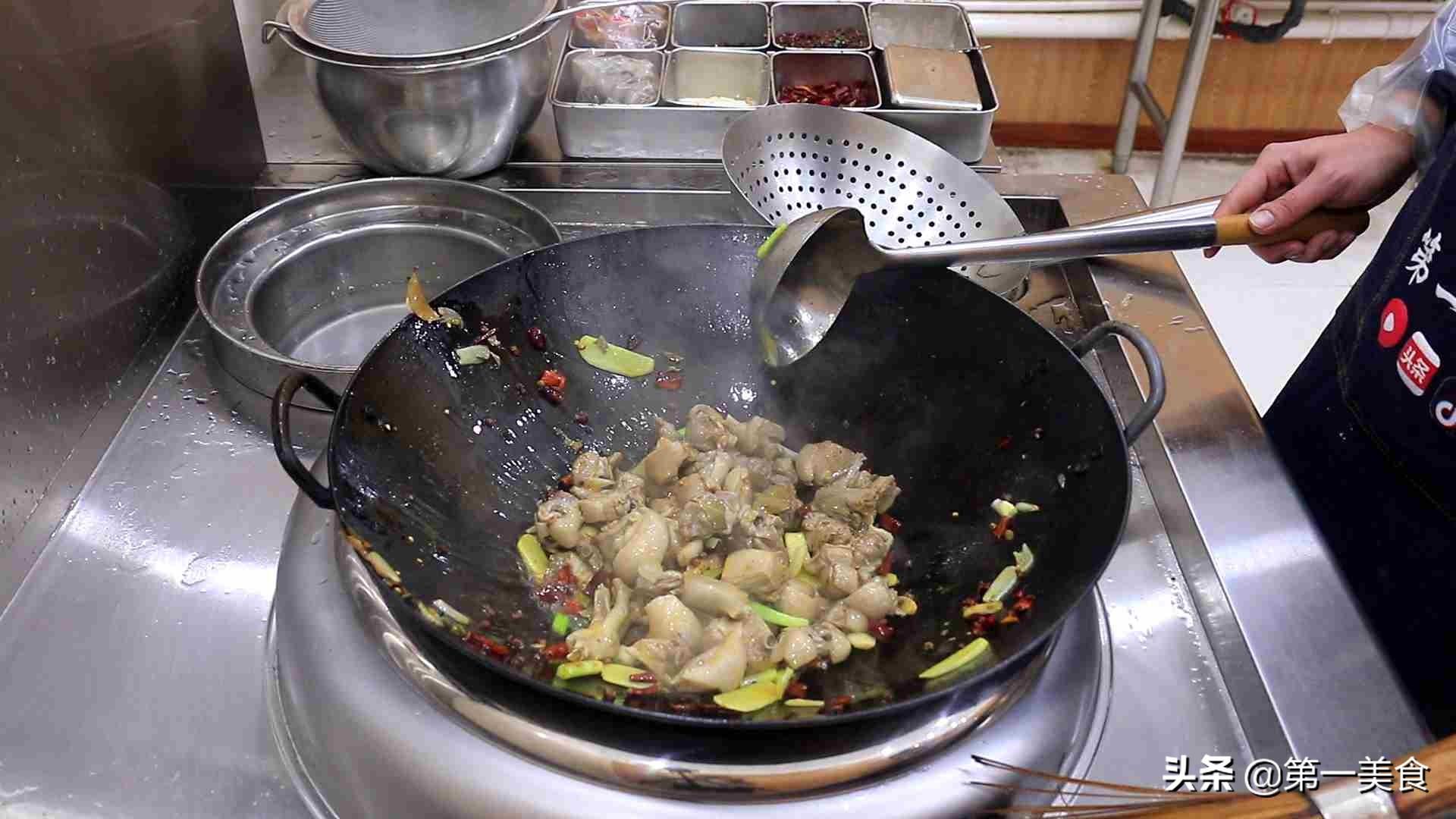 土匪鸭的制作方法_湘西土匪鸡是什么菜式-5