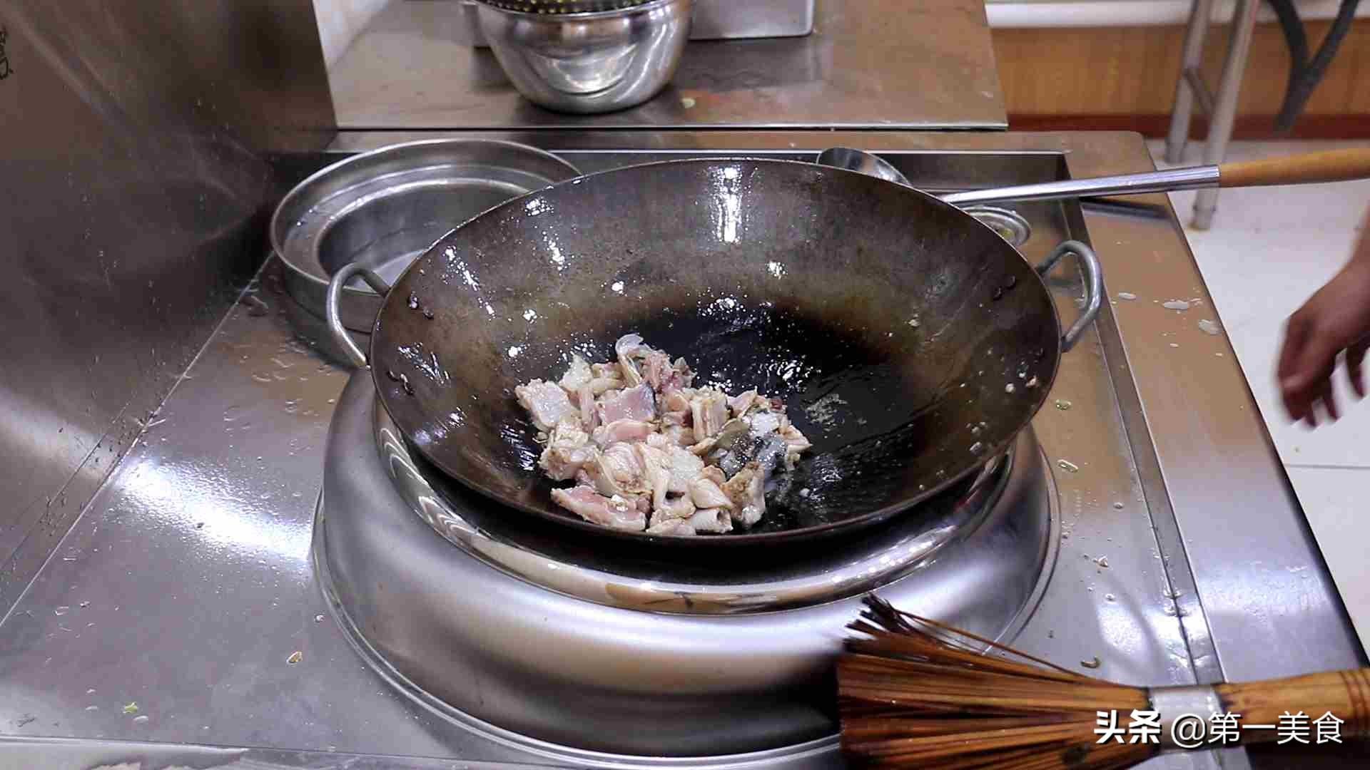 请教酸菜鱼的做法 怎样做酸菜鱼?-9