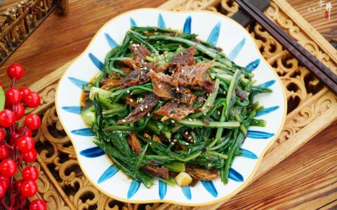 豆豉鲮鱼油菜的做法大全（油麦菜炒豆豉鲮鱼窍门）