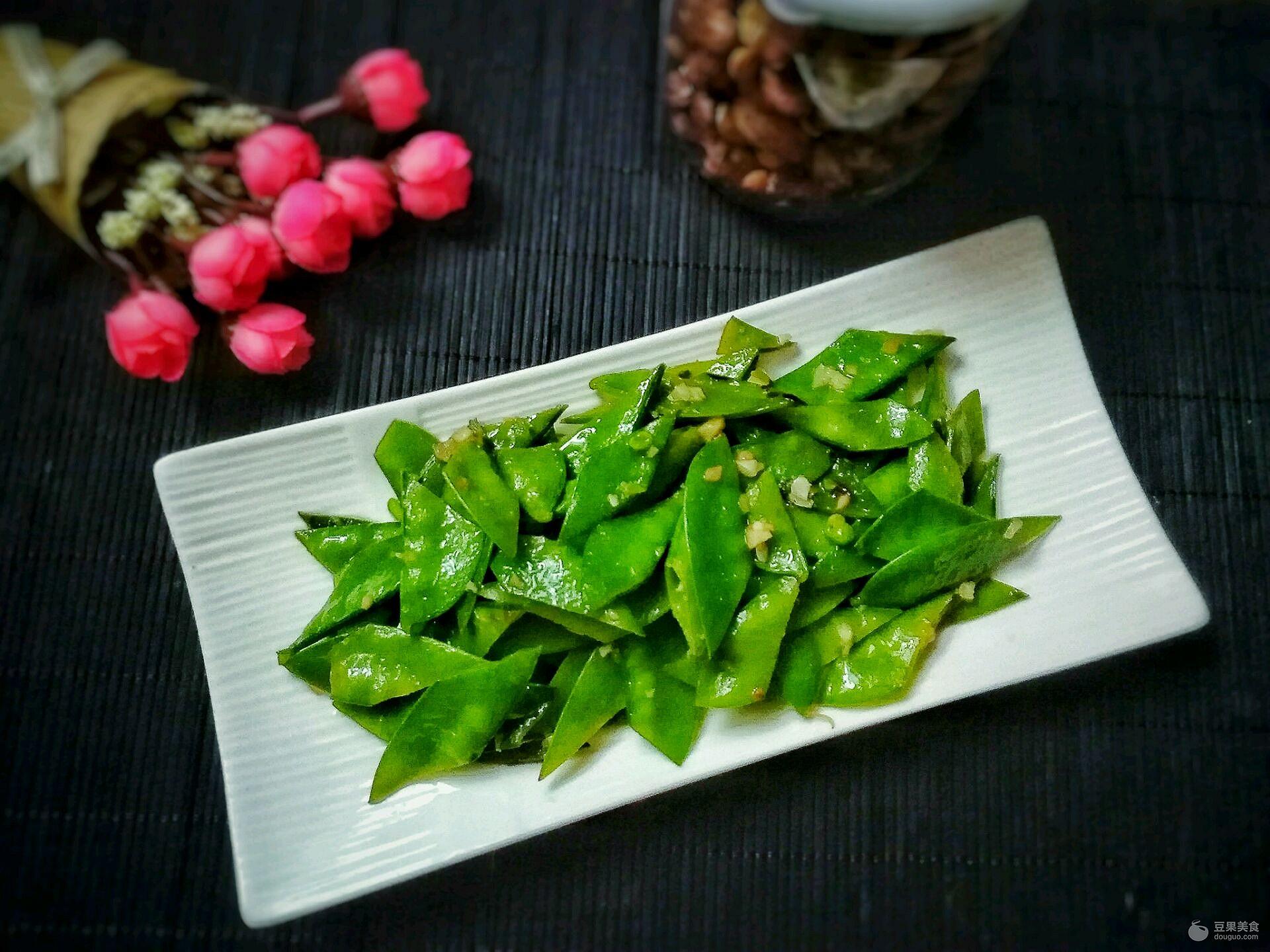 蒜蓉荷兰豆的家常做法，荷兰豆和什么一起炒好吃？-1