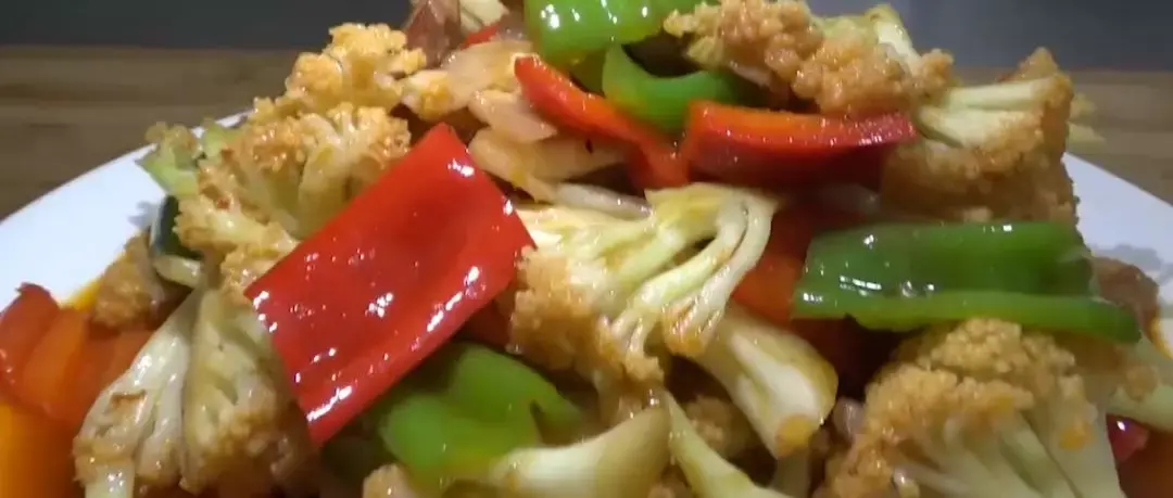 怎样做花菜好吃又简单（花菜怎么做最好吃）-11