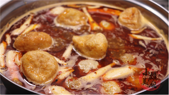 火锅汤底怎么熬好喝（火锅底料汤底的做法）-2