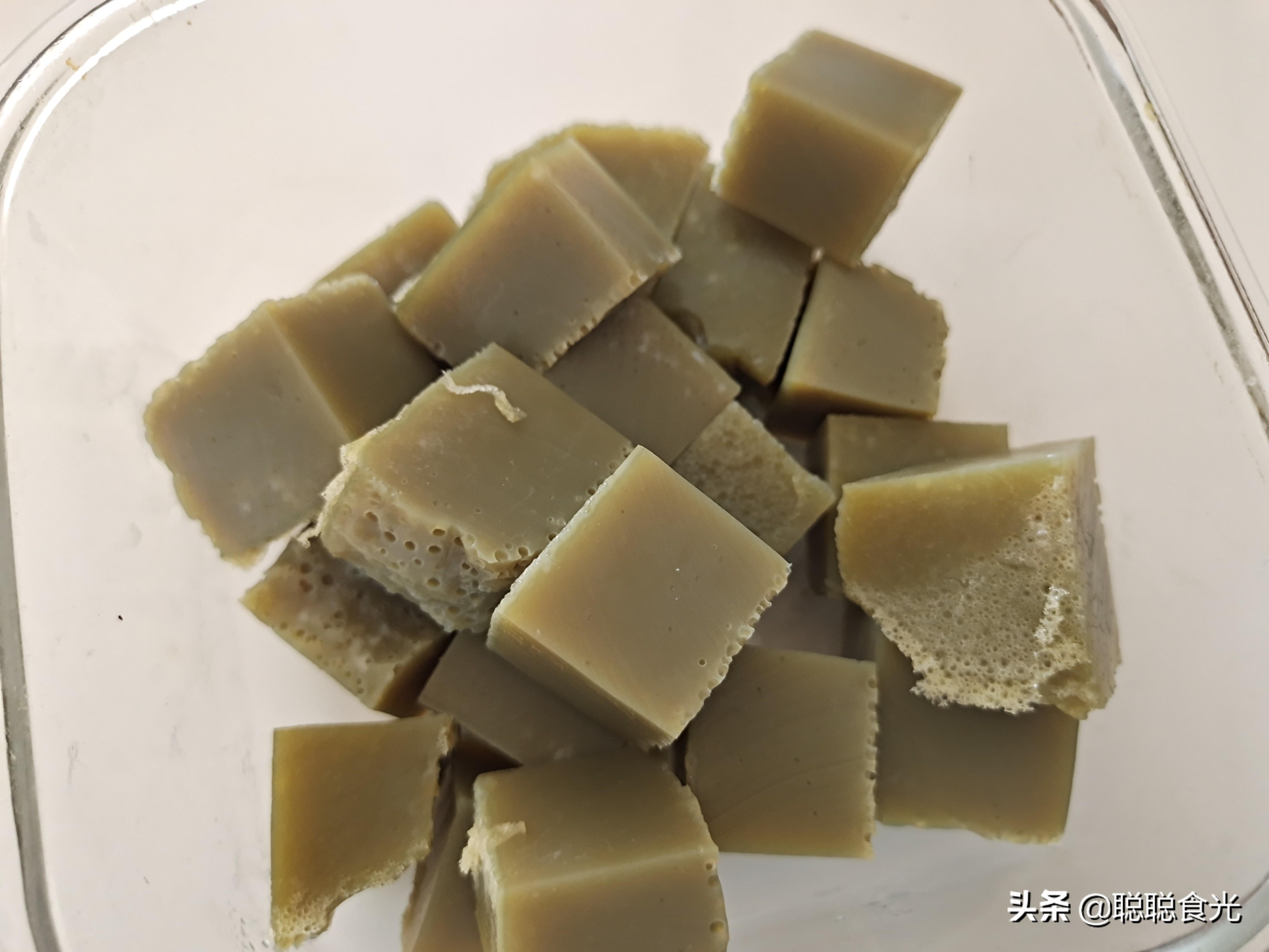实蛋怎么做好吃又简单（实蛋有绿变黄是坏了吗）-11