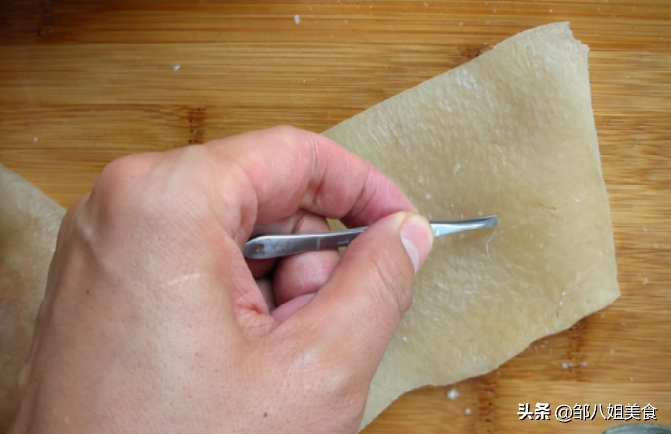 皮冻的做法一斤肉皮几斤水（蒸皮冻一碗肉皮几碗水）-4