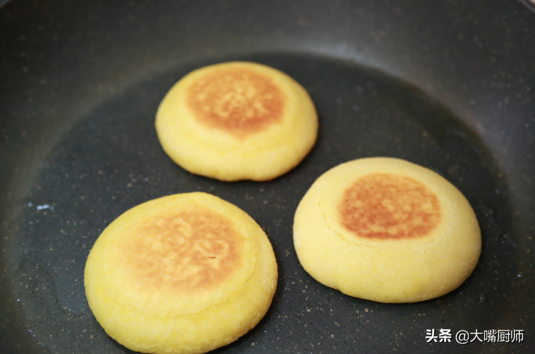 熟玉米粉怎么做好吃又简单（即食玉米粉是怎样做的）-6