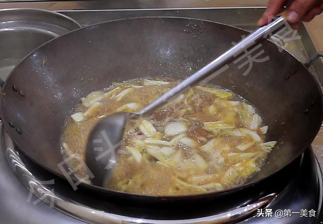 白菜怎么做好吃家常菜（炒大白菜的家常做法）-20
