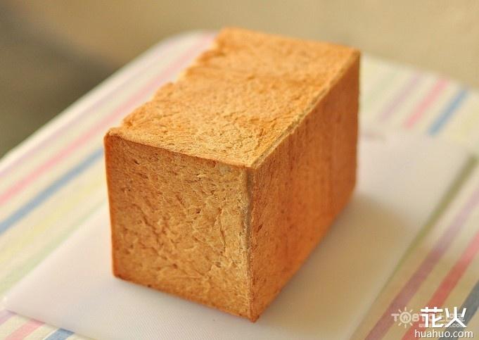 用面包机做面包的配方和做法（美的面包机做面包的教程）-9