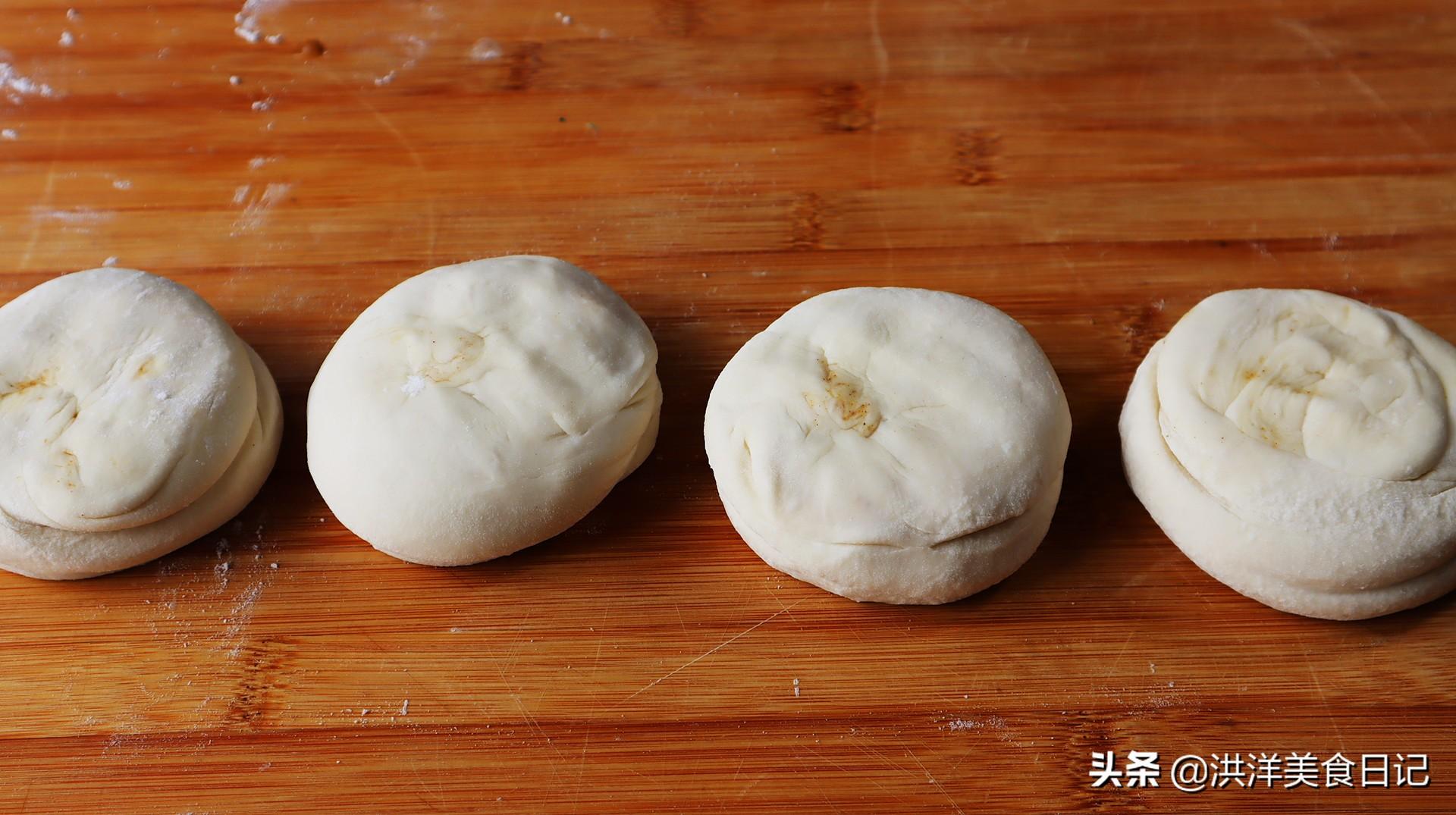 葱花鸡蛋饼面糊怎么调，葱花鸡蛋饼的制作方法-4