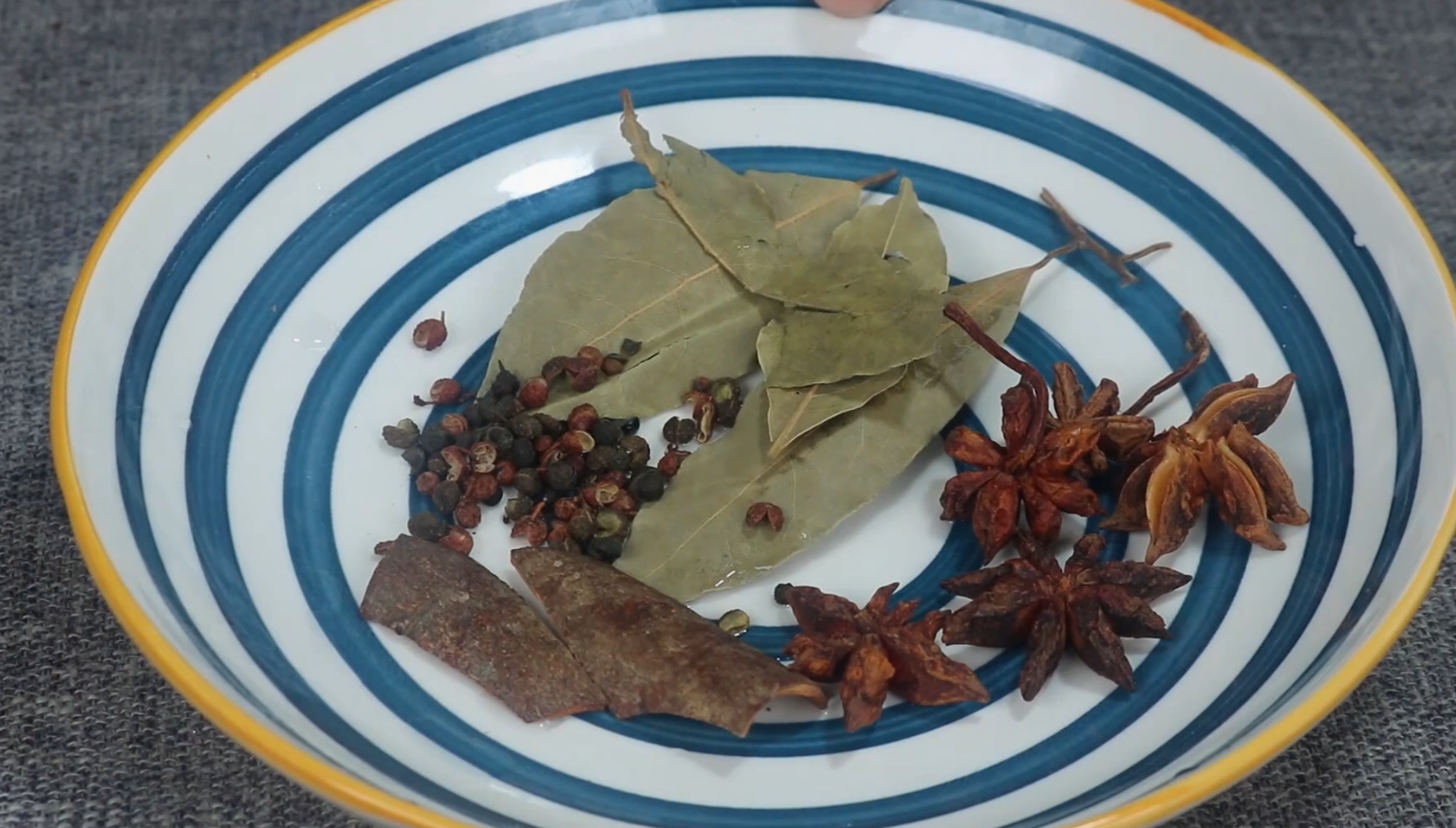 在家自制黑芝麻糊的做法 怎样自制黑芝麻糊？-3