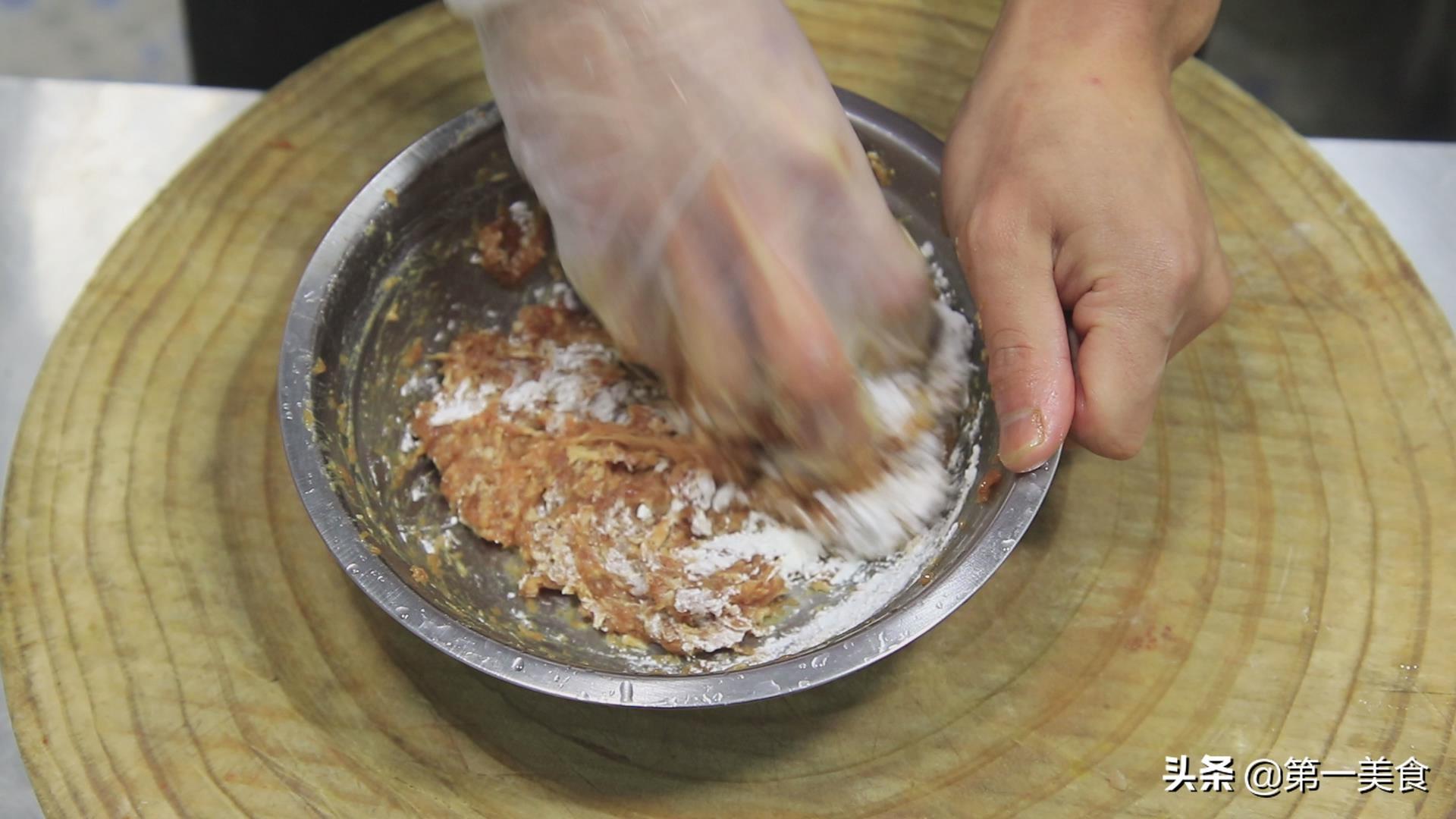 怎样做茄盒好吃又简单（肉末茄盒子怎么做）-8