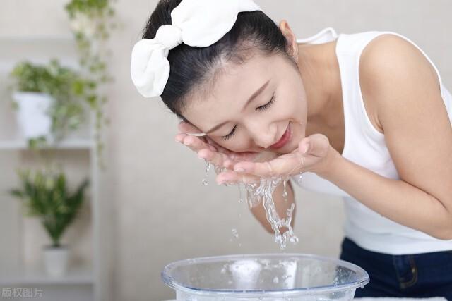 淘米水的八大妙用 淘米水都可以干什么用？-4