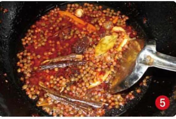 正宗麻辣香锅的做法（麻辣香锅食材有哪些）-7