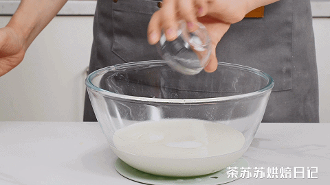 千层蛋糕的做法和配方做法_懒人蛋糕10秒学会-11