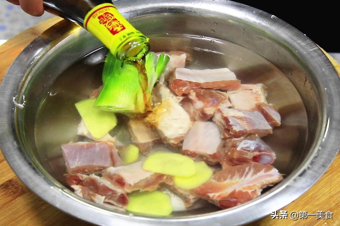 红烧排骨怎样做好吃？ 炖排骨如何软烂不柴？-4