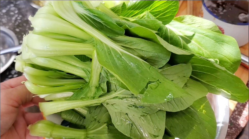 油菜怎么做好吃又简单（家常炒小油菜的做法）-2