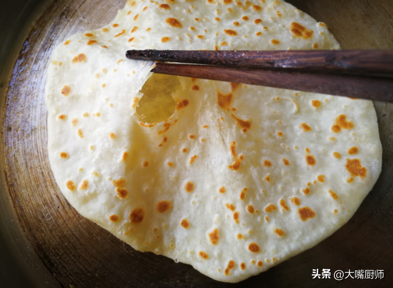鸡蛋灌饼制作方法家常 鸡蛋灌饼的正宗和面方法-7