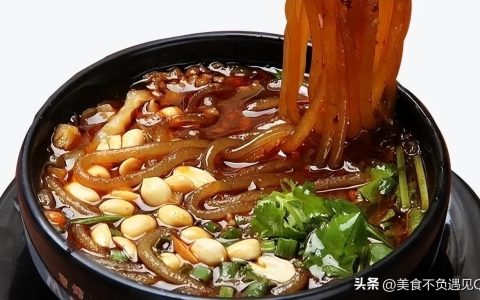 酸辣粉做的过程，酸辣粉的配方与做法