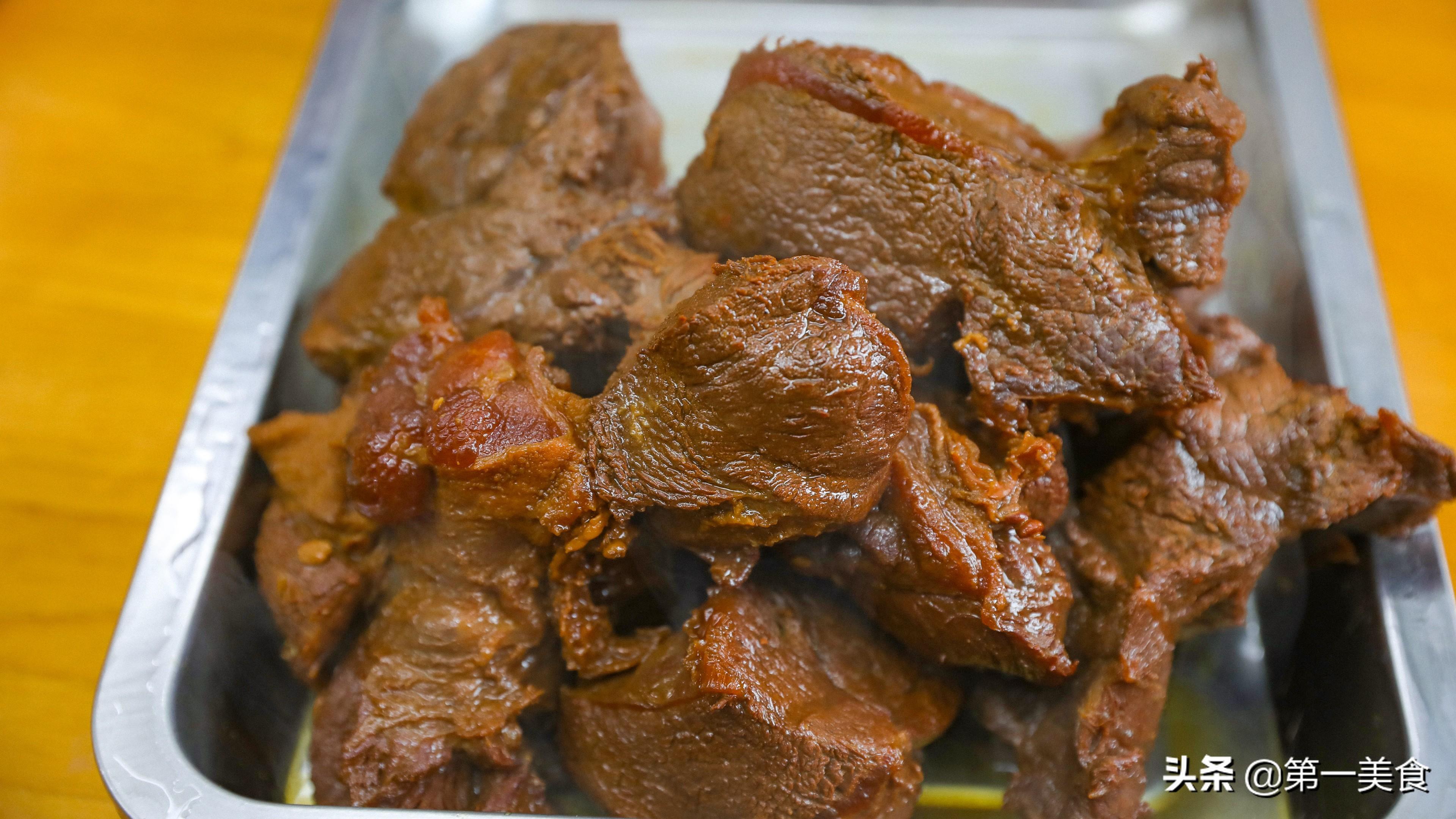 家常酱牛肉的做法（酱牛肉的制作方法及配料）-9