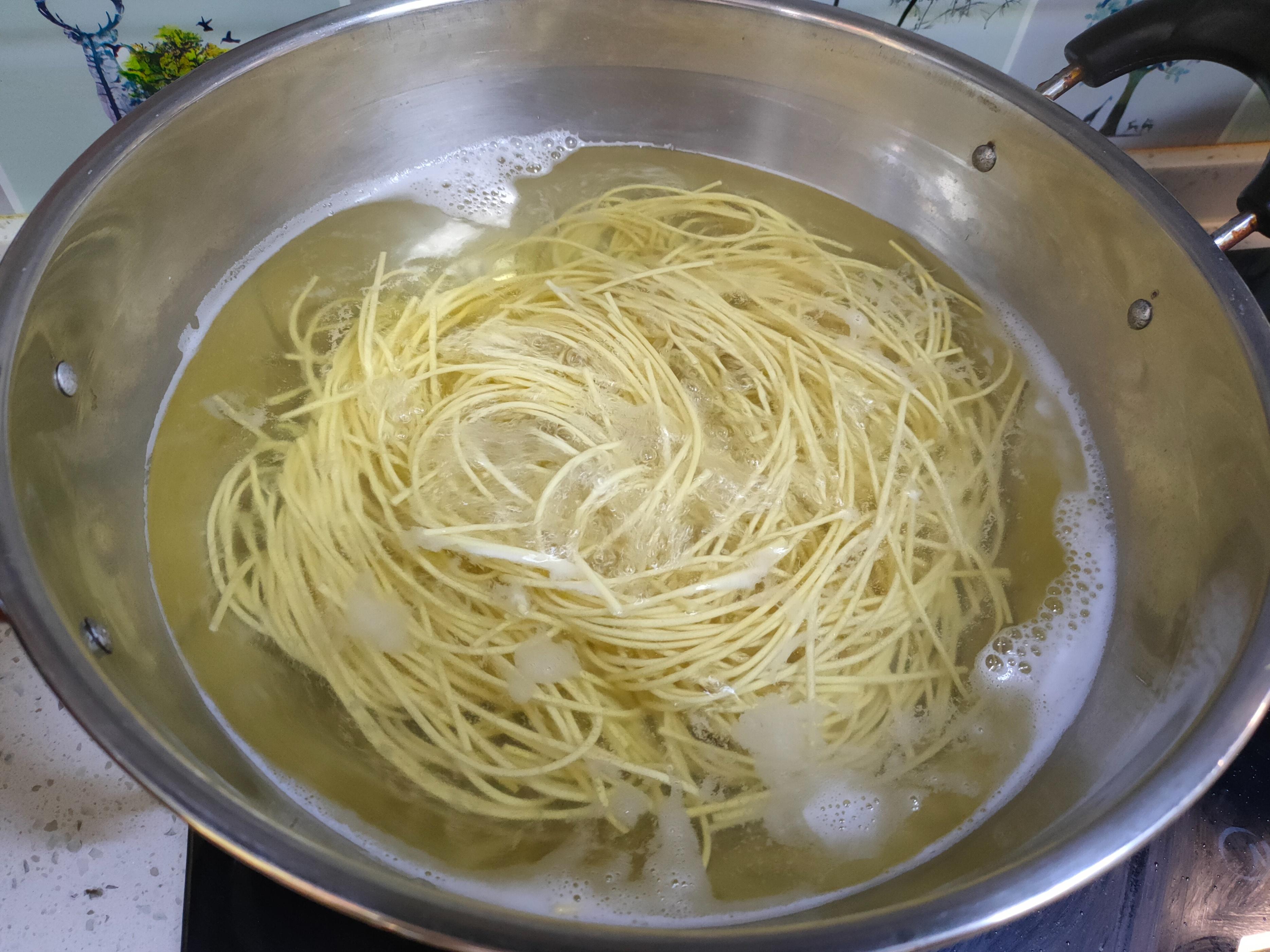 葱油拌面的葱油酱怎么熬制，葱油汁制作方法和配方-7