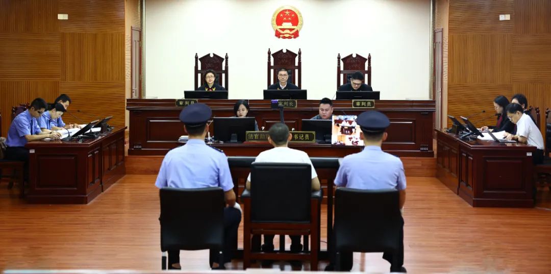 吴谢宇弑母案二审今开庭:择期宣判