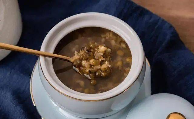 夏季饮品除了绿豆汤之外,还有它们