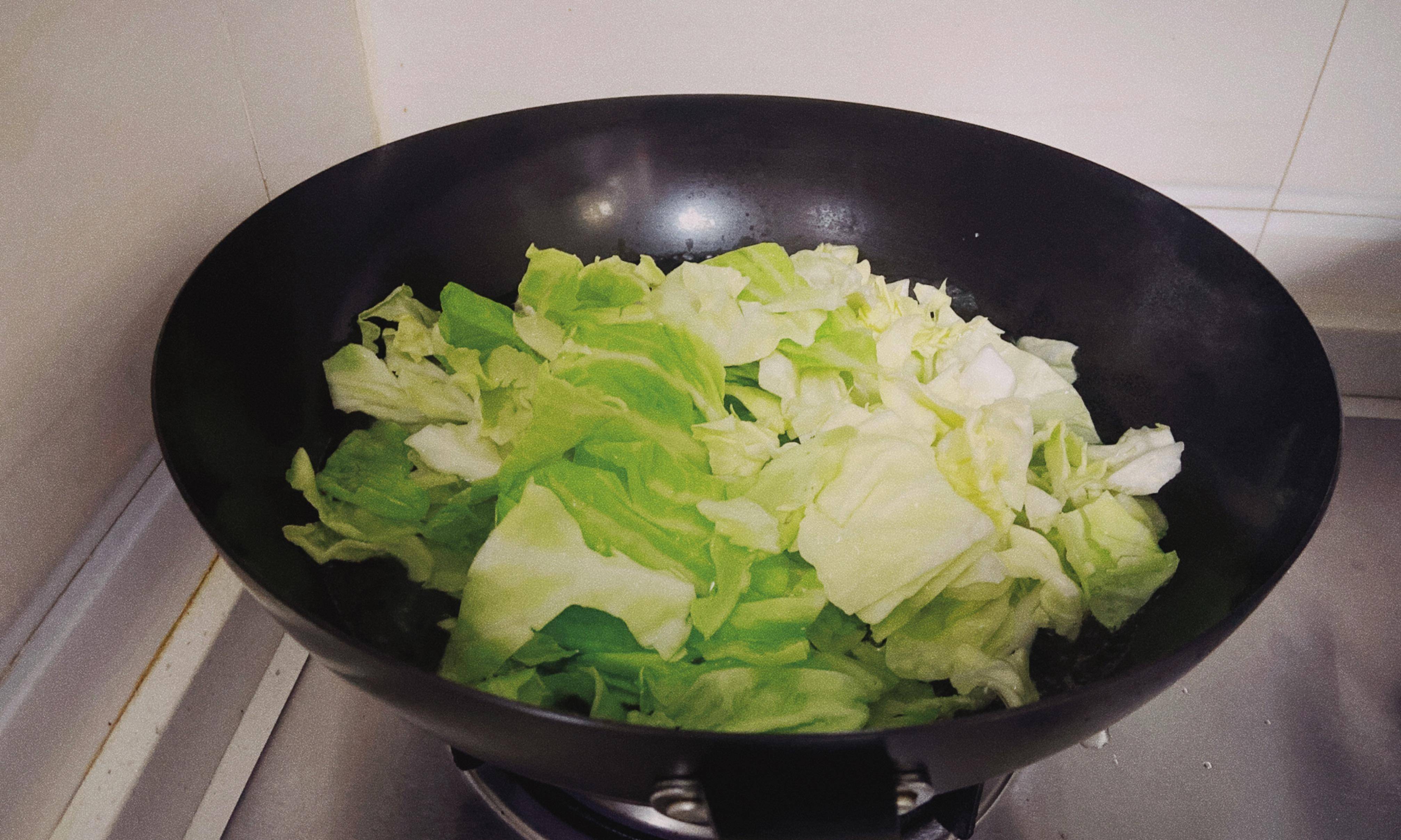 教你在家做素版手撕包菜,做法简单,超好吃