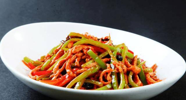 怎样做鱼香肉丝好吃?大厨透露：关键在“这一步”