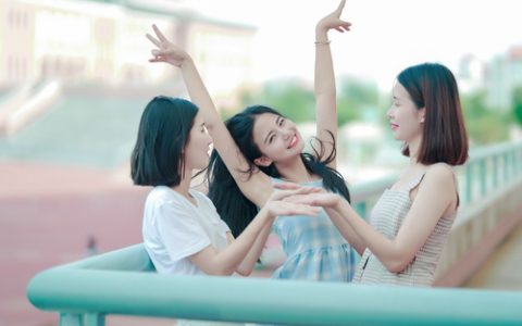 女人试探你的七大表现：女生慢慢接受你